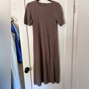 GAP Brown Short Sleeve Knit Maternity Dress